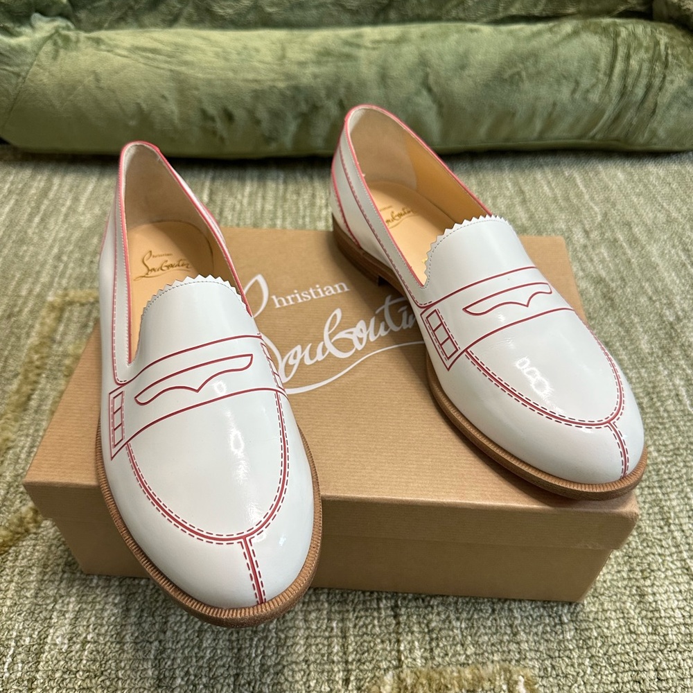 NEW Christian Louboutin White Loafers with Red Trim - Picture 3 of 10